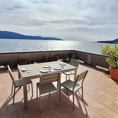 Terrazza Paradiso غارنانو