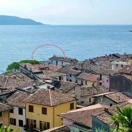 Terrazza Paradiso شقة غارنانو